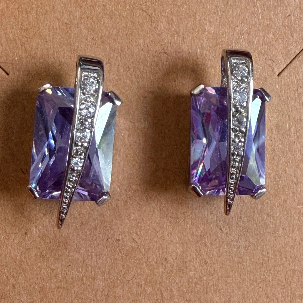 Stud Earrings Womens OS Purple Silver Tone Geometric Crystal Sparkle